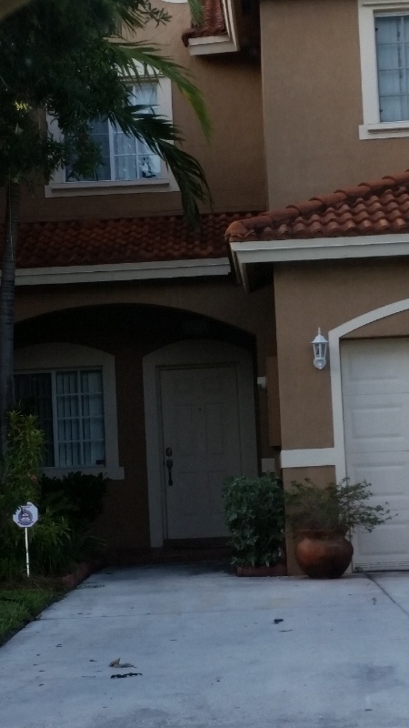 Cutler Bay Townhome: 8553 SW 214th Ln