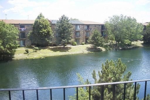 Palatine Apartment: 1525 Norway Lane