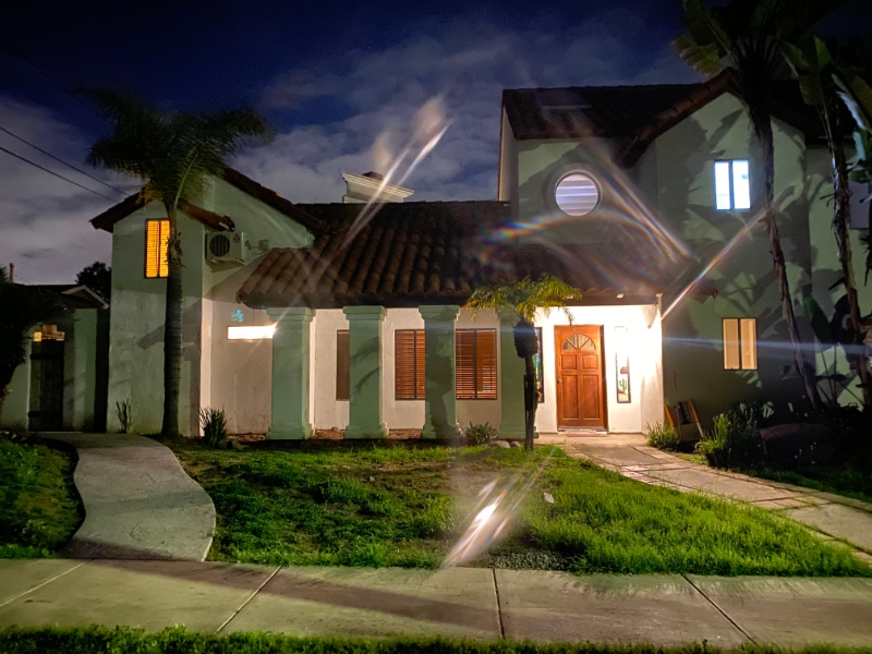 Oceanside House: 1806 Soto Street