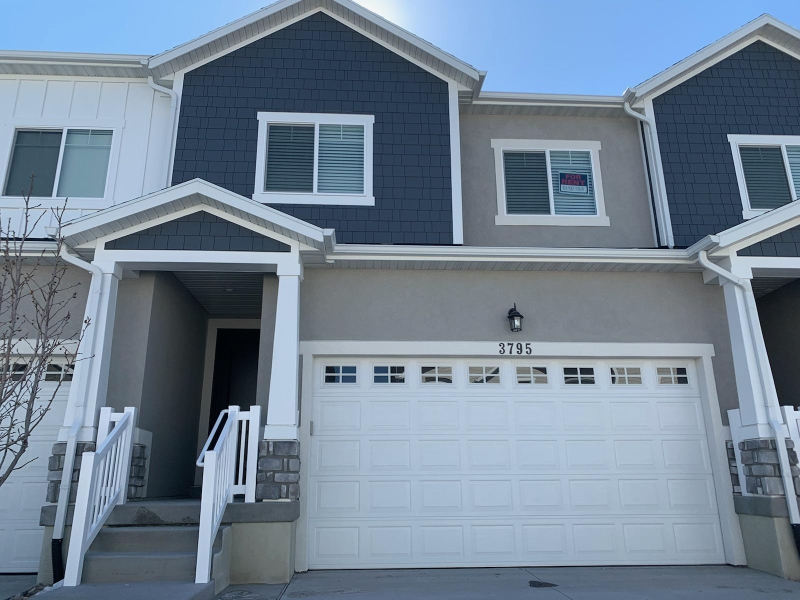 Lehi Townhome: 3795 West 2380 North