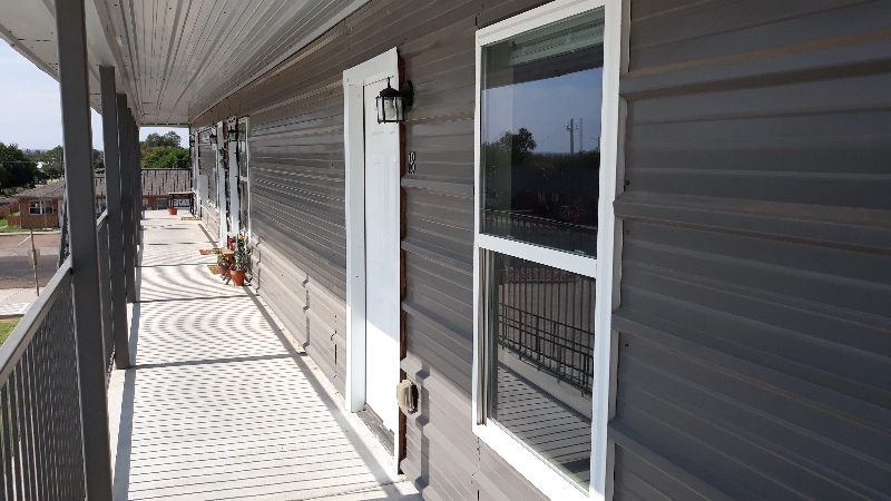 Canyon Apartment: 408 27th St