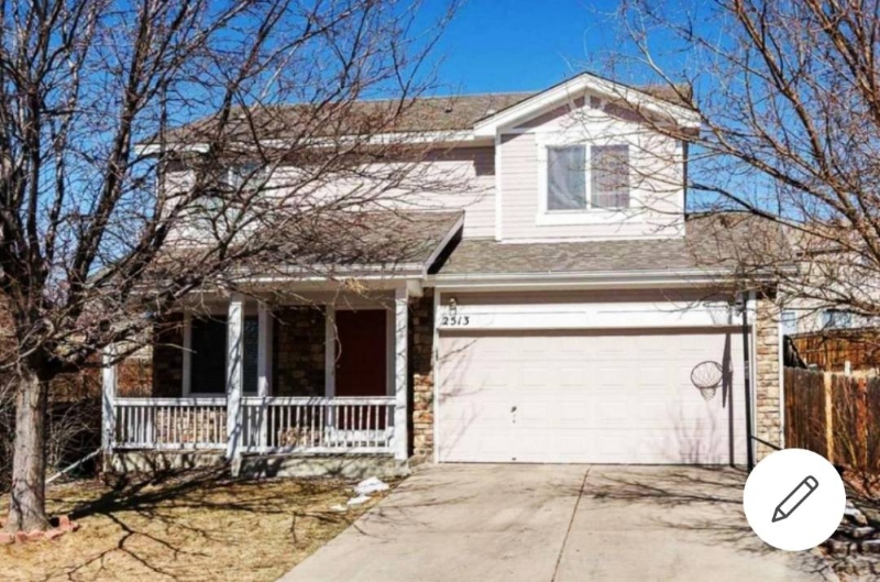 Aurora House: 2513 S Genoa St