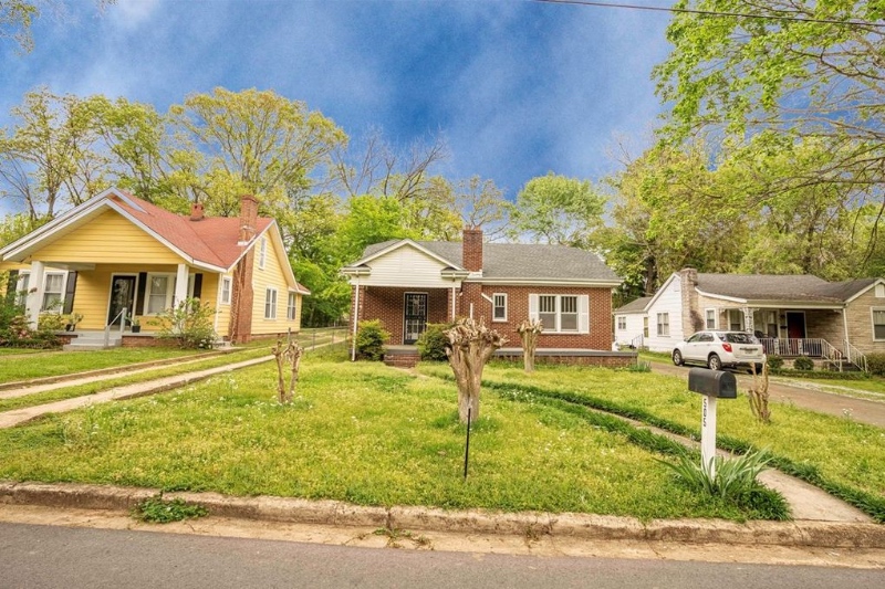 Florence House: 505 Malone Cir