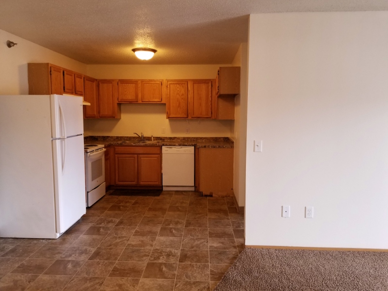 Des Moines Apartment: 4010 University