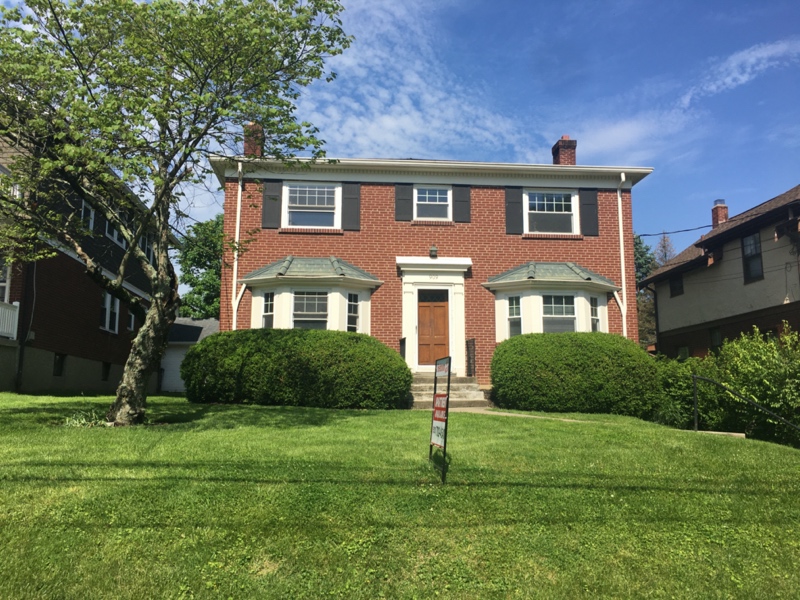 Cincinnati Apartment: 909 Ellison