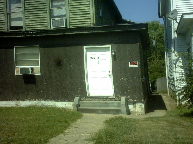 Huntington Apartment: 970 Washington Ave