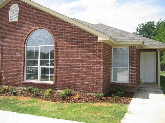 Arlington Multiplex: 1718 Tina Marie Rd