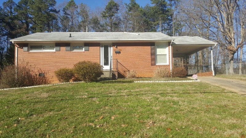 Winston Salem House: 1225 Argonne Blvd