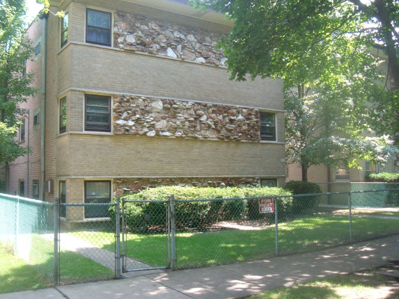 Chicago Condo: 4249 N KEDVALE AVE APT#9