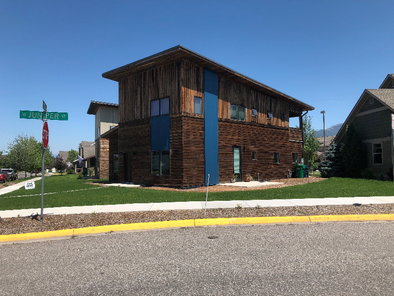 Bozeman House: 1016 N 15th Ave