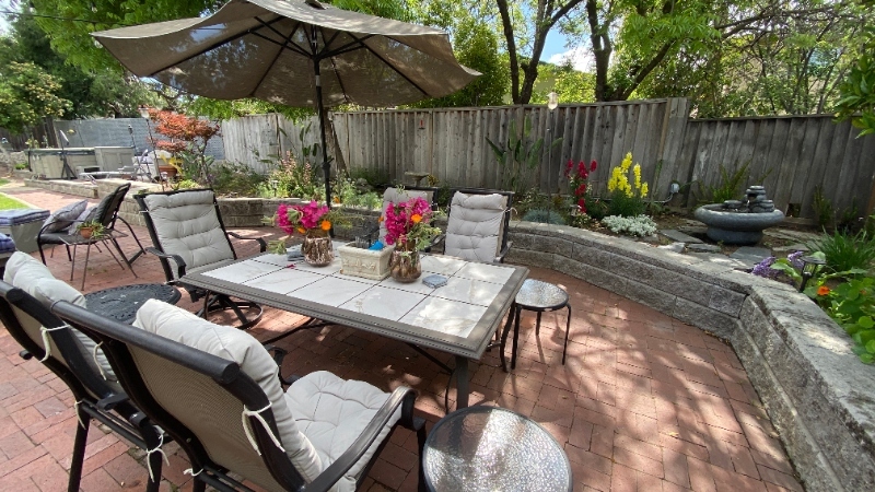 Cupertino House: 10405 Brewer Ave.