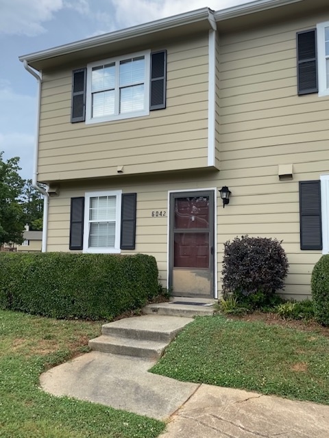 Charlotte Condo: 6042 Heath Valley Rd