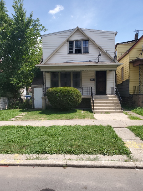 Chicago Apartment: 11365 S Edbrooke Ave