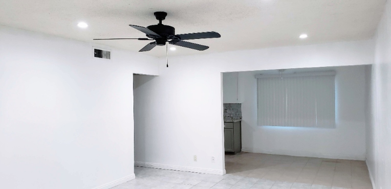 Las Vegas Apartment: 3220 N Michael Way