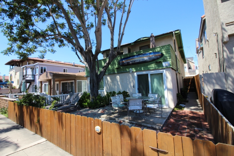 San Diego Multiplex: 820 Island Ct