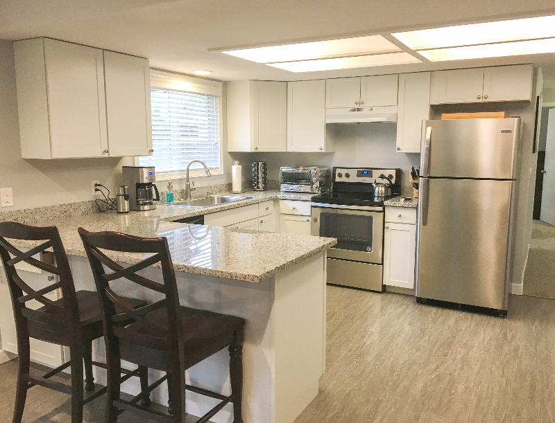 Keizer House: 3777 Woodward Ct, Keizer OR