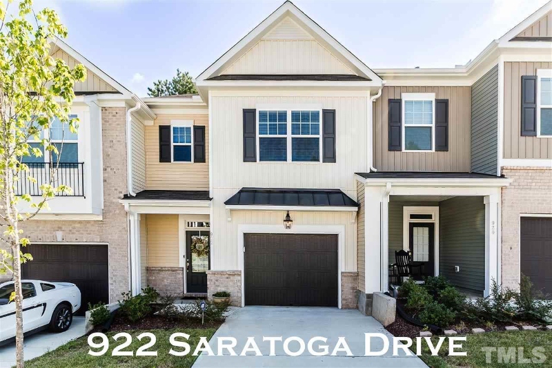 Durham Townhome: 922 Saratoga Dr