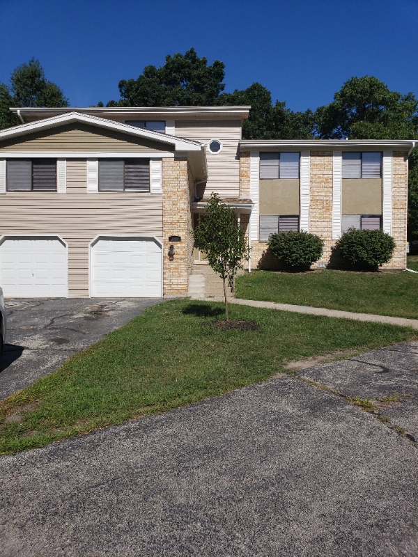 Portage Apartment: 6218 Kathryn Ct