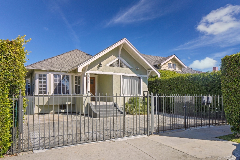 Los Angeles Other: 2041 W 31st Street