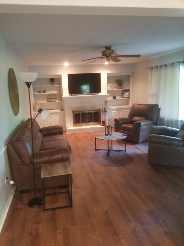 Clive Apartment: 1847 NW 80th Pl