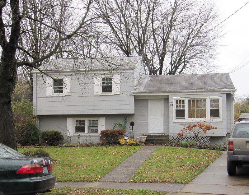 Ewing House: 47 Dixmont Ave