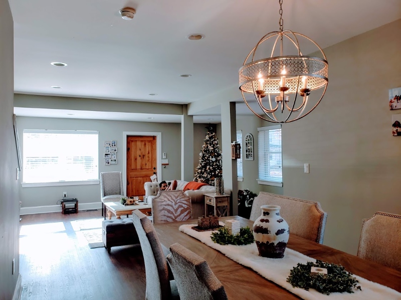 Washington House: 4426 Ord St NE