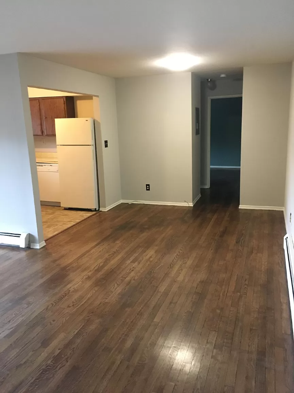 Hillsborough Condo: 521 Andria Ave