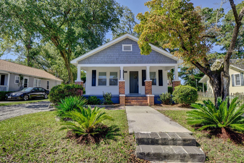 Wilmington House: 105 Montgomery Ave