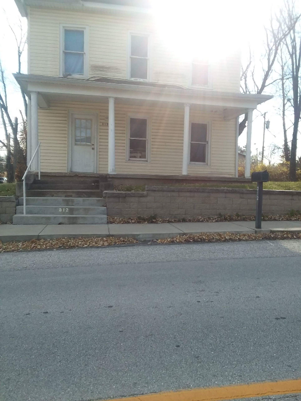 312 northeast 2nd street Unit Lower, Wright City MO, 63390