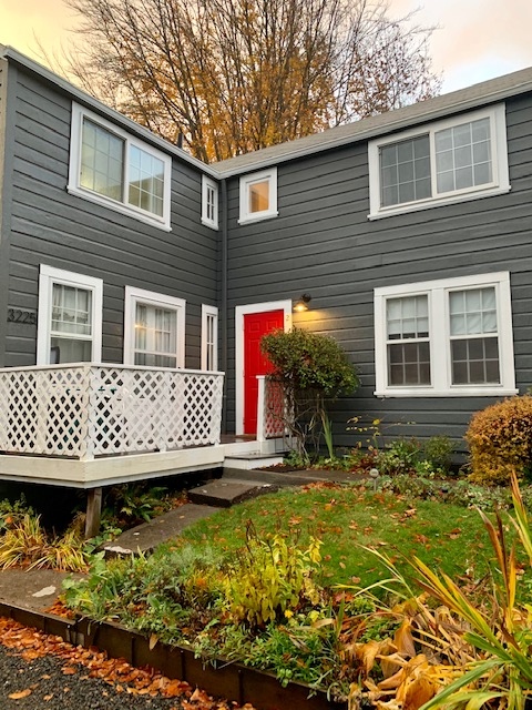 Portland Multiplex: 3225 SW 12th Ave