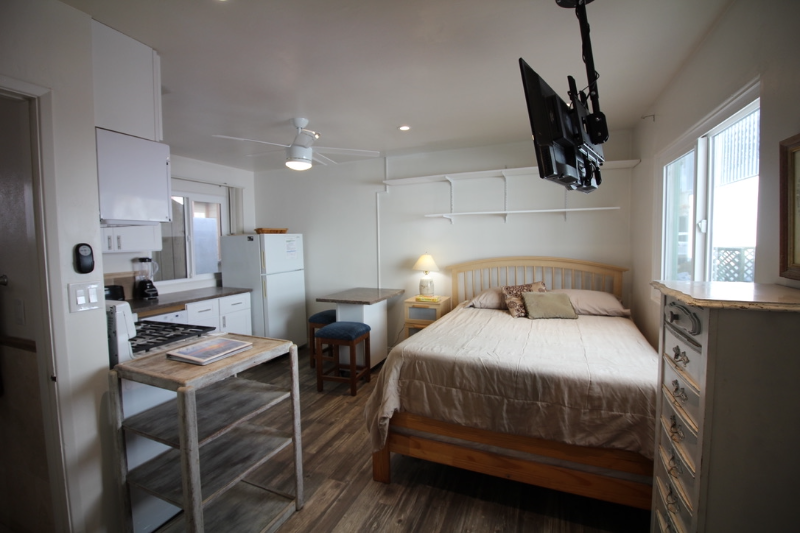 San Diego Apartment: 745 San Fernando Pl