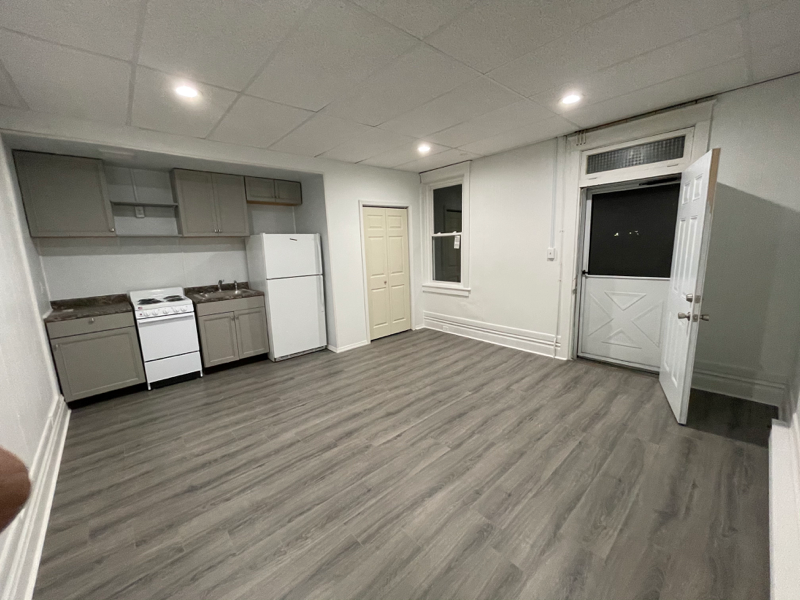 Camp Hill Apartment: 239 S 17TH Street