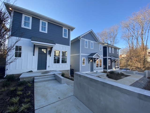 Nashville Townhome: 2120 Herman St