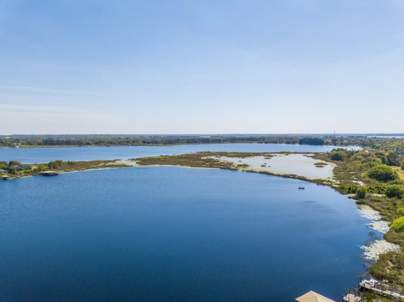 Tavares House: 1224 Kellogg Dr