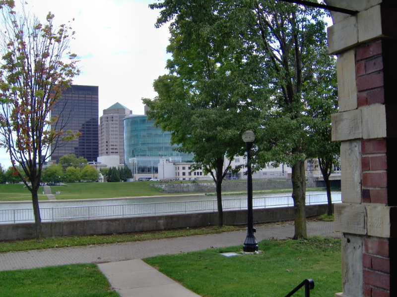 Dayton Apartment: 22 Emmet 45405