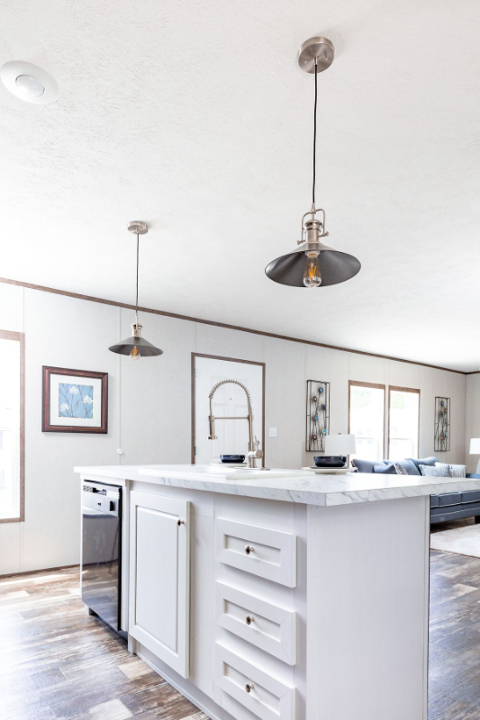 Scottsboro House: 151 York St