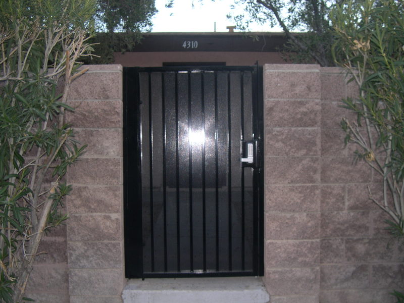 Las Vegas Townhome: 4310 Caliente St