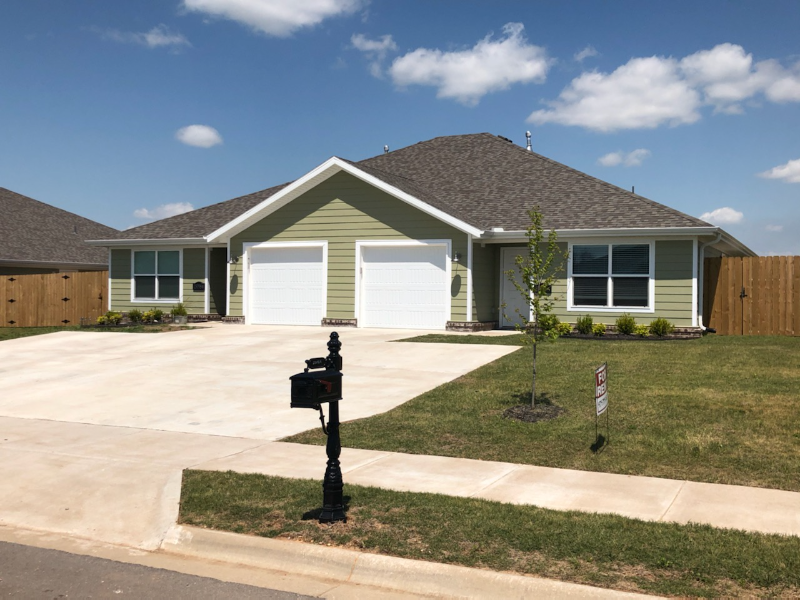 Siloam Springs Multiplex: 613 W. Christopher Drive