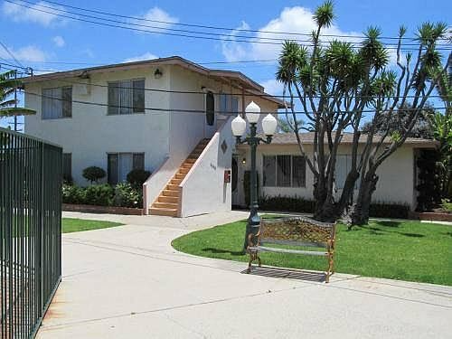 Costa Mesa Apartment: 2233 Canyon Drive