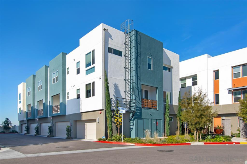 Chula Vista Condo: 709 Anchor Ct