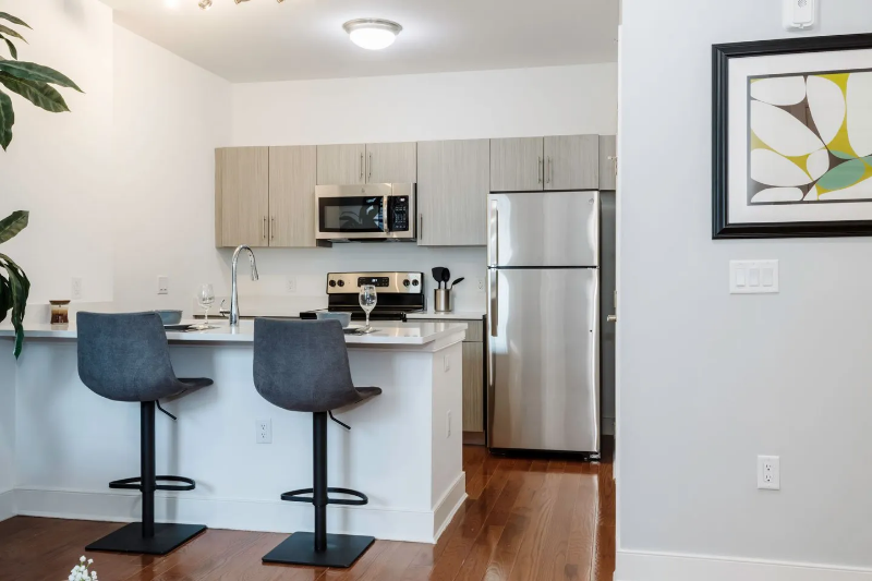 FULLY EQUIPPED NEW APARTMENT **NO BROKER FEES** - Vimarsana News