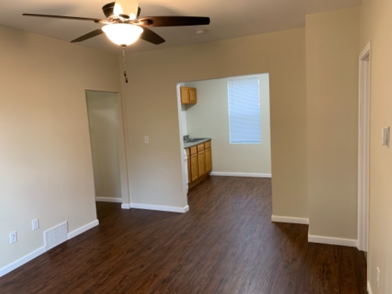 Rockford Apartment: 414 8th St, Rockford IL