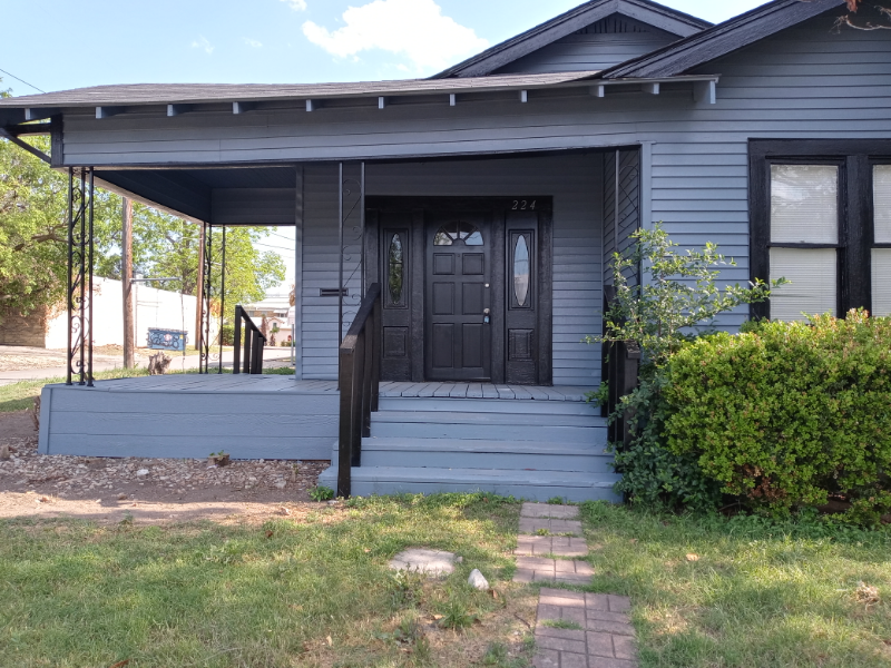 San Antonio House: 224 Holland Ave, San Antonio TX