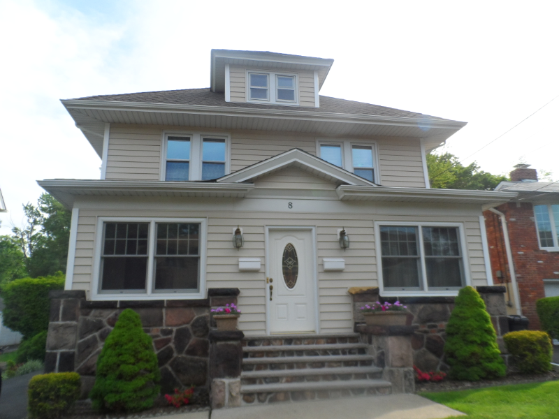 Englewood Cliffs Apartment: 8 E. Bayview Ave