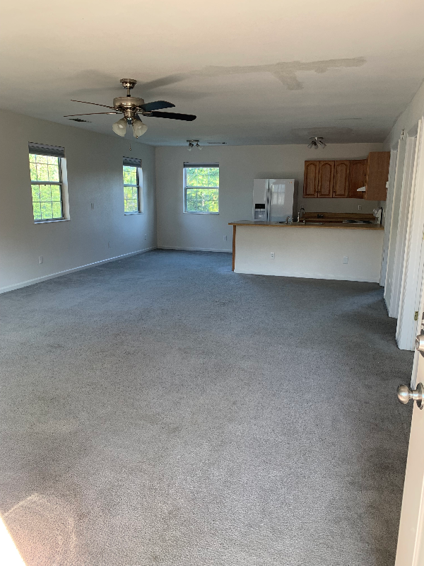 Cosby Apartment: 5349 E Parkway