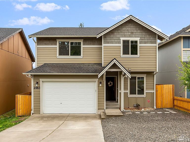 Bremerton House: 2483 W Ridge Rock Way