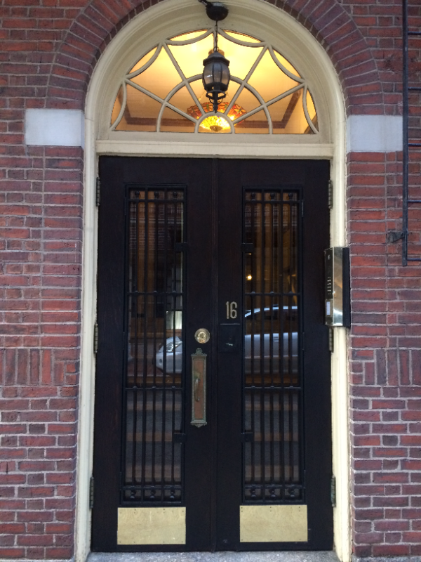 Boston Apartment: 16 River Street