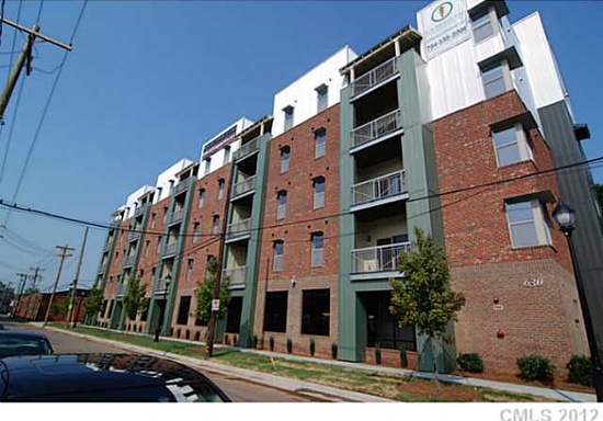 Charlotte Condo: 630 Calvert St.