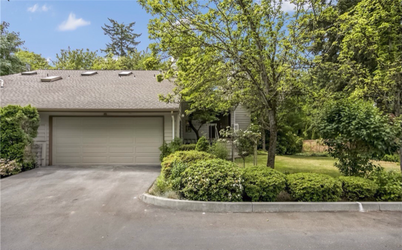 Bellevue Condo: 1 143rd Ave SE