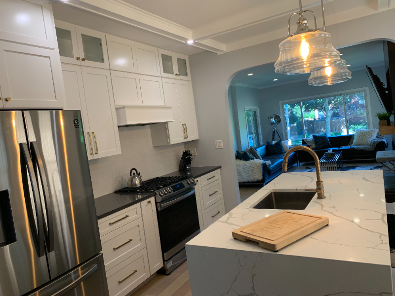 Oak Park Apartment: 605 N Humphrey Ave